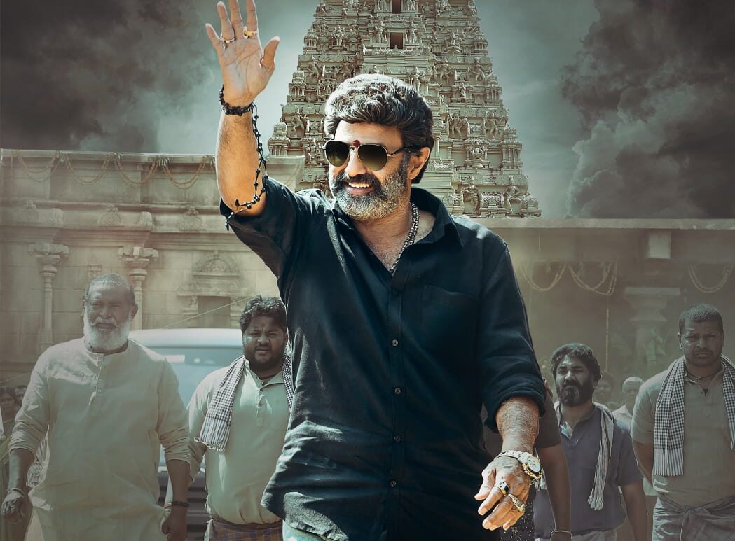 Nandamuri Balakrishna, Gopichand Malineni, Mythri Movie Makers #NBK107 Title To Be Revealed On October 21st