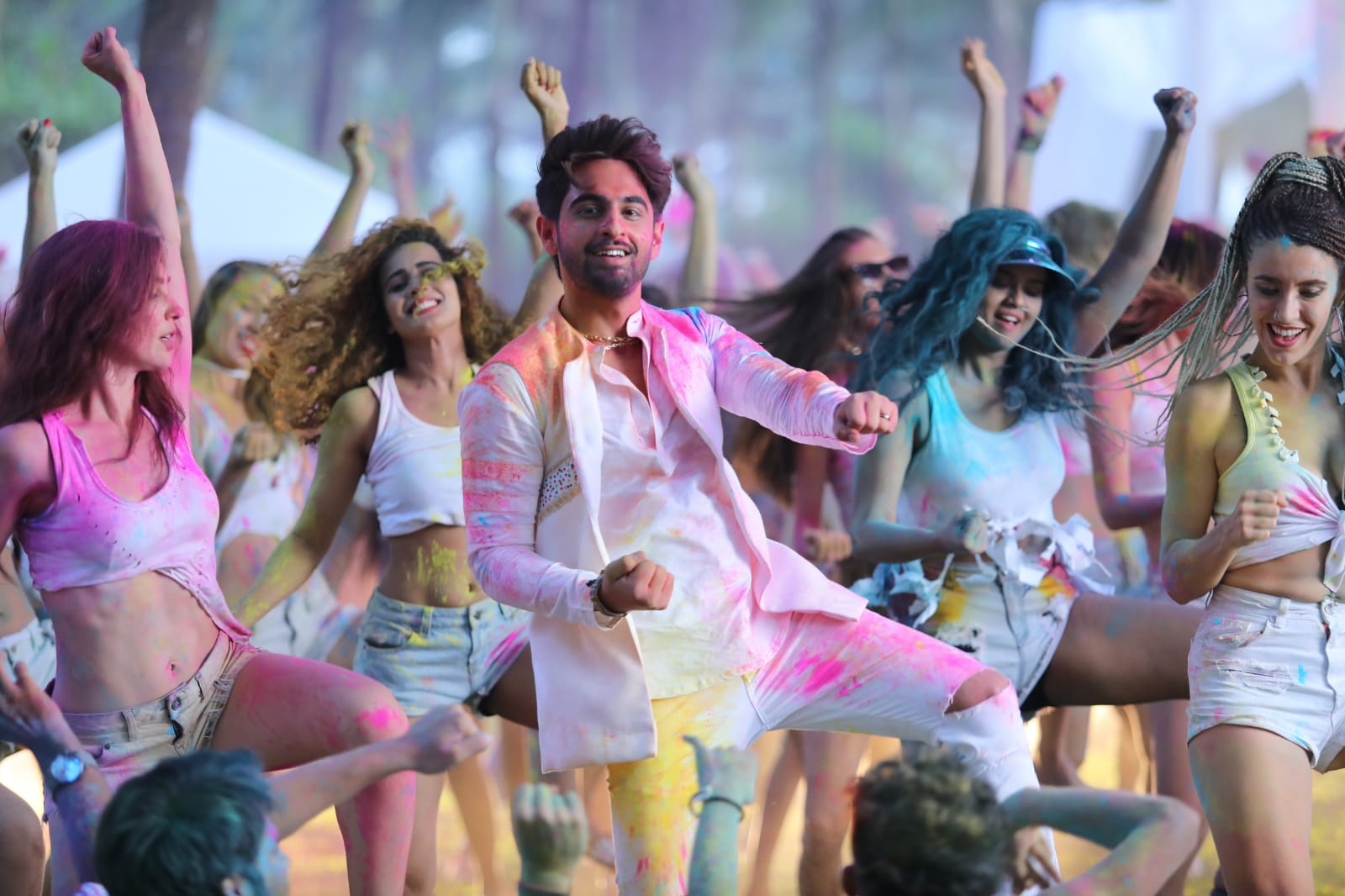 ‘பனாரஸ்’ படத்தினை தமிழகத்தில் வெளியிடும் சக்தி ஃபிலிம் பேக்டரி