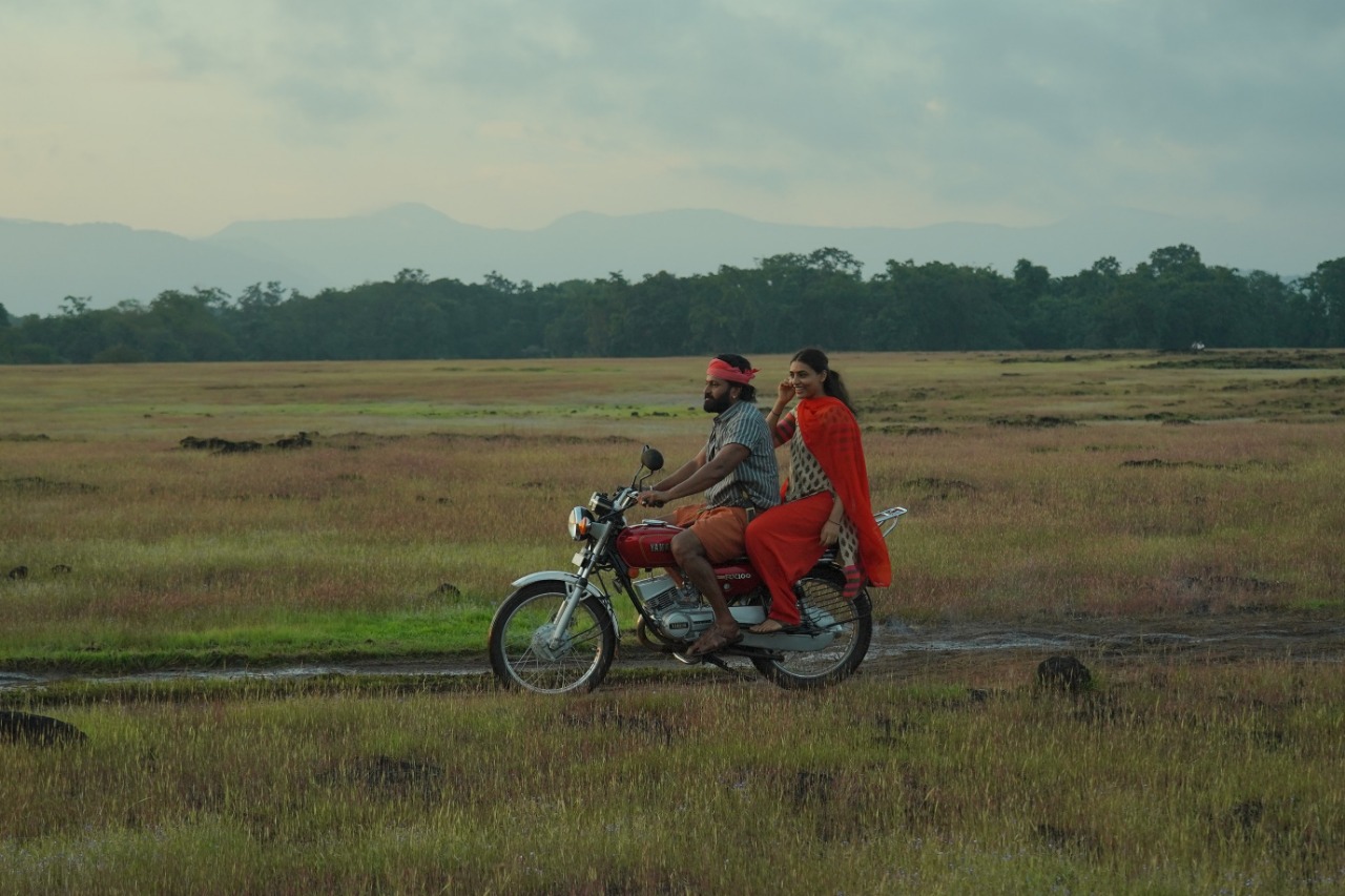 இந்திய சினிமாவில் ஒரு தலைசிறந்த படைப்பு ‘காந்தாரா’: ரஜினி புகழாரம்