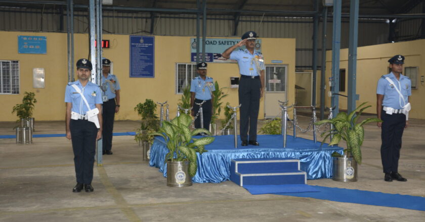 AIR FORCE MAINTENANCE COMMAND CHIEF  VISITED AIR FORCE STATION AVADI