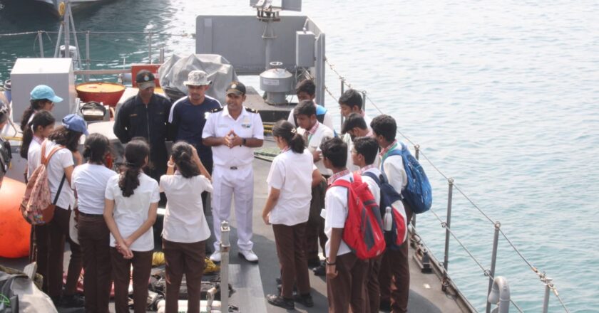 STUDENTS VISIT TO INDIAN NAVY SHIPS ON THE OCCASION OF NAVY DAY-2022