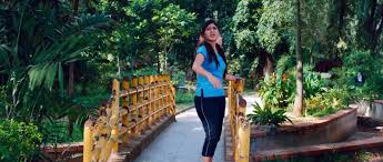 Kadaisi Kadhal Kadhai Movie Review