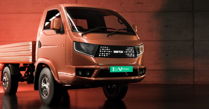 SWITCH MOBILITY UNVEILS ALL-NEW IeV SERIES AT AUTO EXPO 2023