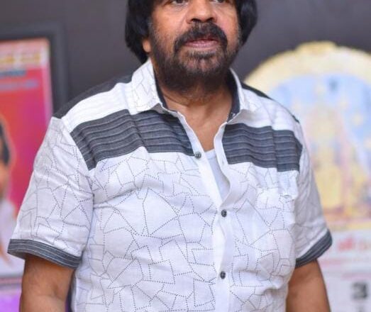 தீர்க்க சுமங்கலி திரைப்படத்தில் மல்லிகை என் மன்னன் மயங்கும்