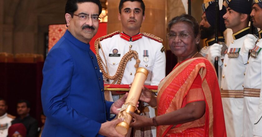 About Mr Kumar Mangalam Birla