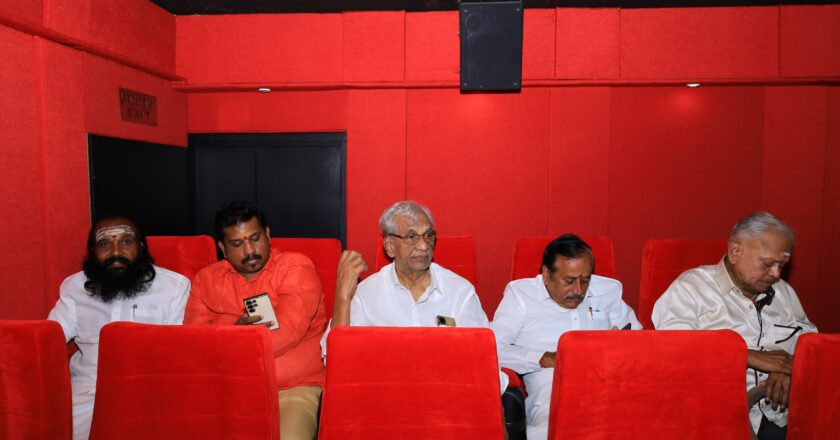 தண்ணி நல்லது.. டாஸ்மாக் நல்லதல்ல ; ஏப்ரல் 21 வெளியாகும் ‘மாவீரன் பிள்ளை’