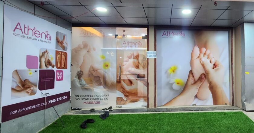 அதீனா ஃபுட் ரிப்ஃளெக்சாலஜி & ரிலாக்ஸாலஜி