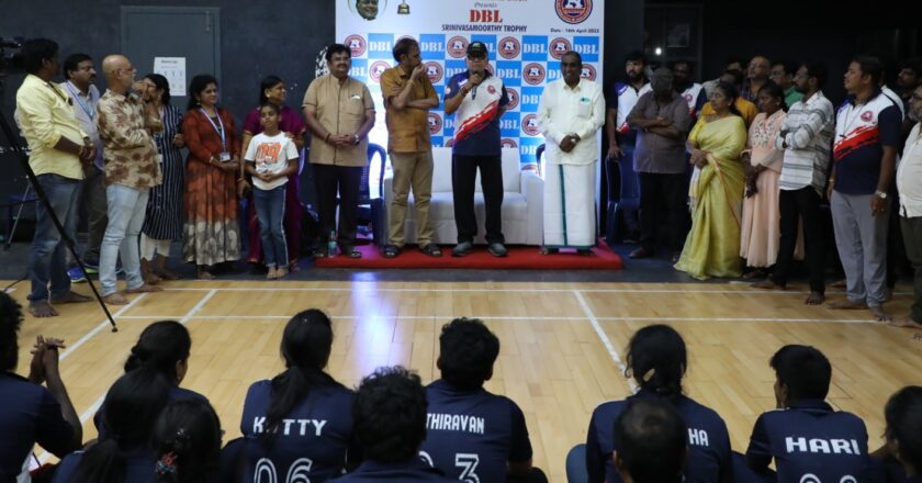 டப்பிங் யூனியன் உறுப்பினர்களுக்காக அதன் தலைவர் திரு.டத்தோ ராதாரவி