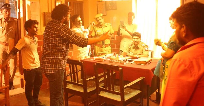 இசையமைப்பாளர் G.V.பிரகாஷ் குமார் வெளியிட்ட “ இருளில் ராவணன் “