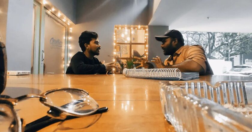 விறுவிறுப்பான ராபரி திரில்லர் ‘லாக்கர்’!