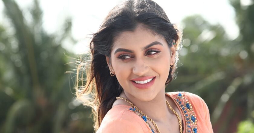 யாஷிகா ஆனந்த் பேயாக மிரட்டும் ஹாரர் படம் ” சைத்ரா “