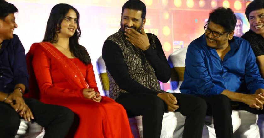 சந்தானத்திற்கு  30 கோடி சம்பளம் கொடுக்கும் இடத்திற்கு அவர் உயர வேண்டும்