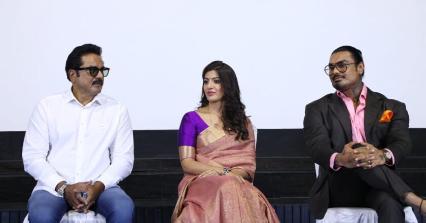 நடிகை வரலட்சுமி- நிக்கோலய் சச்தேவ் பத்திரிக்கையாளர்கள் சந்திப்பு!