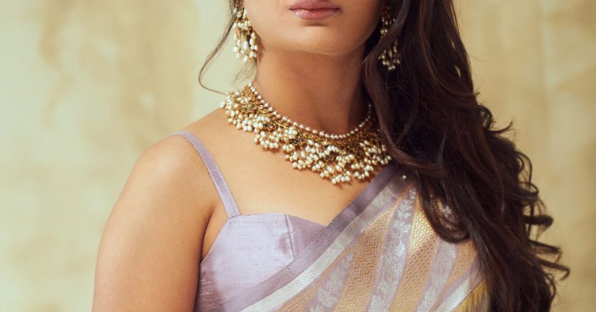 Esteemed Kuchipudi dancer and critically acclaimed Telugu actress Sandhya Raju has been honored with an invitation from the President of India, Draupadi Murmu,