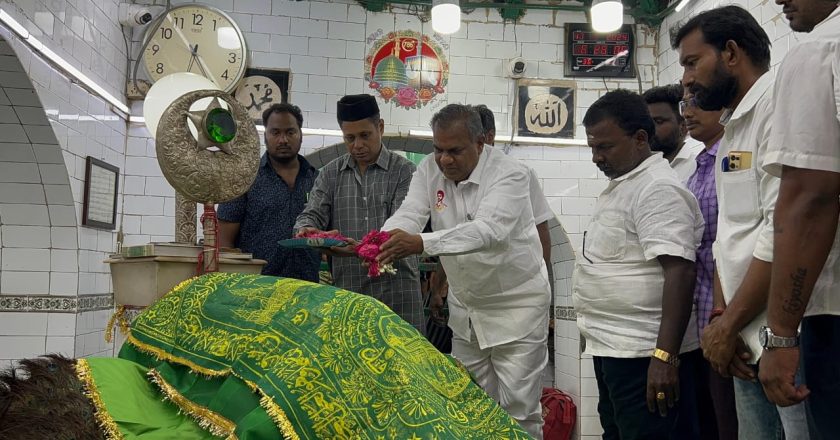 தமிழக வெற்றிக் கழகத்தின் தலைவர் *தளபதி*