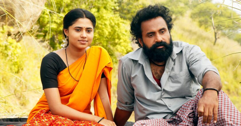 Myyal Tamil Movie Review