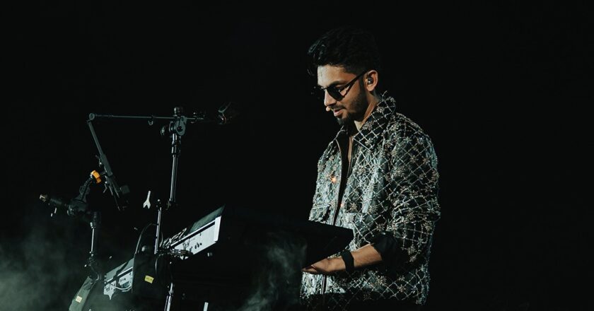 புதிய சாதனை படைத்த அனிரு த்தின்