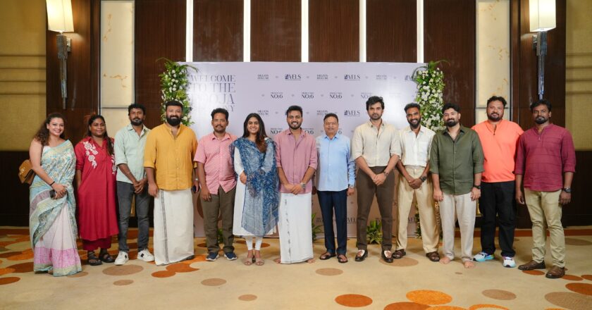 மில்லியன் டாலர் ஸ்டூடியோஸ்  &  வேல்ஸ் ஃபிலிம் இண்டர்நேஷனல்