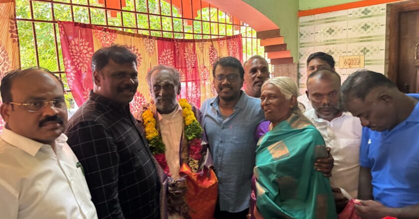 பைசன் படத்தின் நிஜ நாயகன் மனத்தி கணேசனுடன்