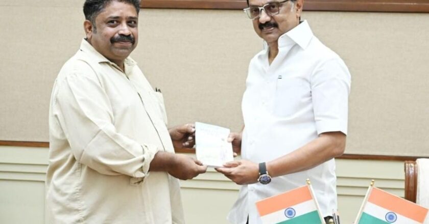 லண்டனில் வெளிவரும் இயக்குனர்/கவிஞர் சினு ராமசாமியின்