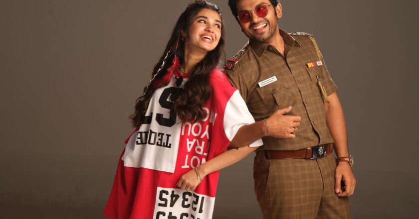 *அம்மாவுடன் இணைந்து ‘வா வாத்தியார்’ பட பாடலை வைரலாக்கிய