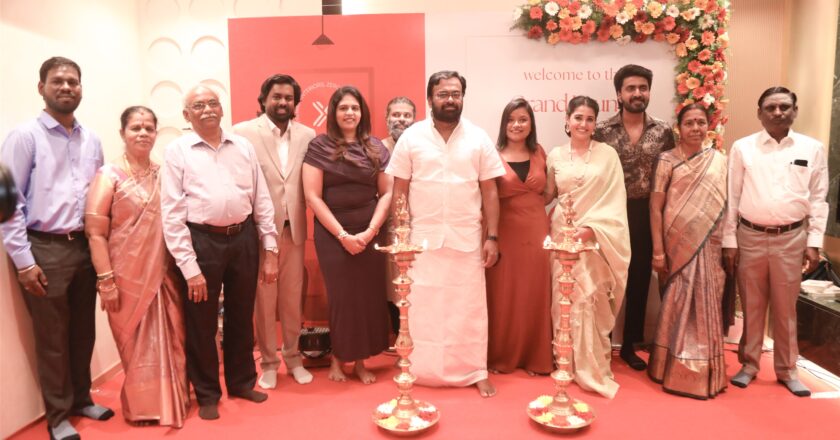 Prajin, Sandra & Director-Actor Karu Palaniappan Inaugurate Interiors