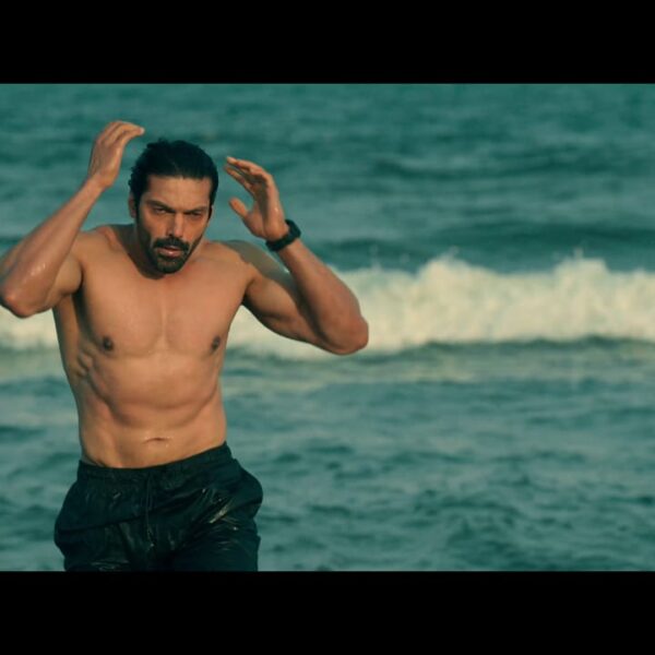 Arya Pushes Physical Limits for Intense 20-Foot Deep Underwater