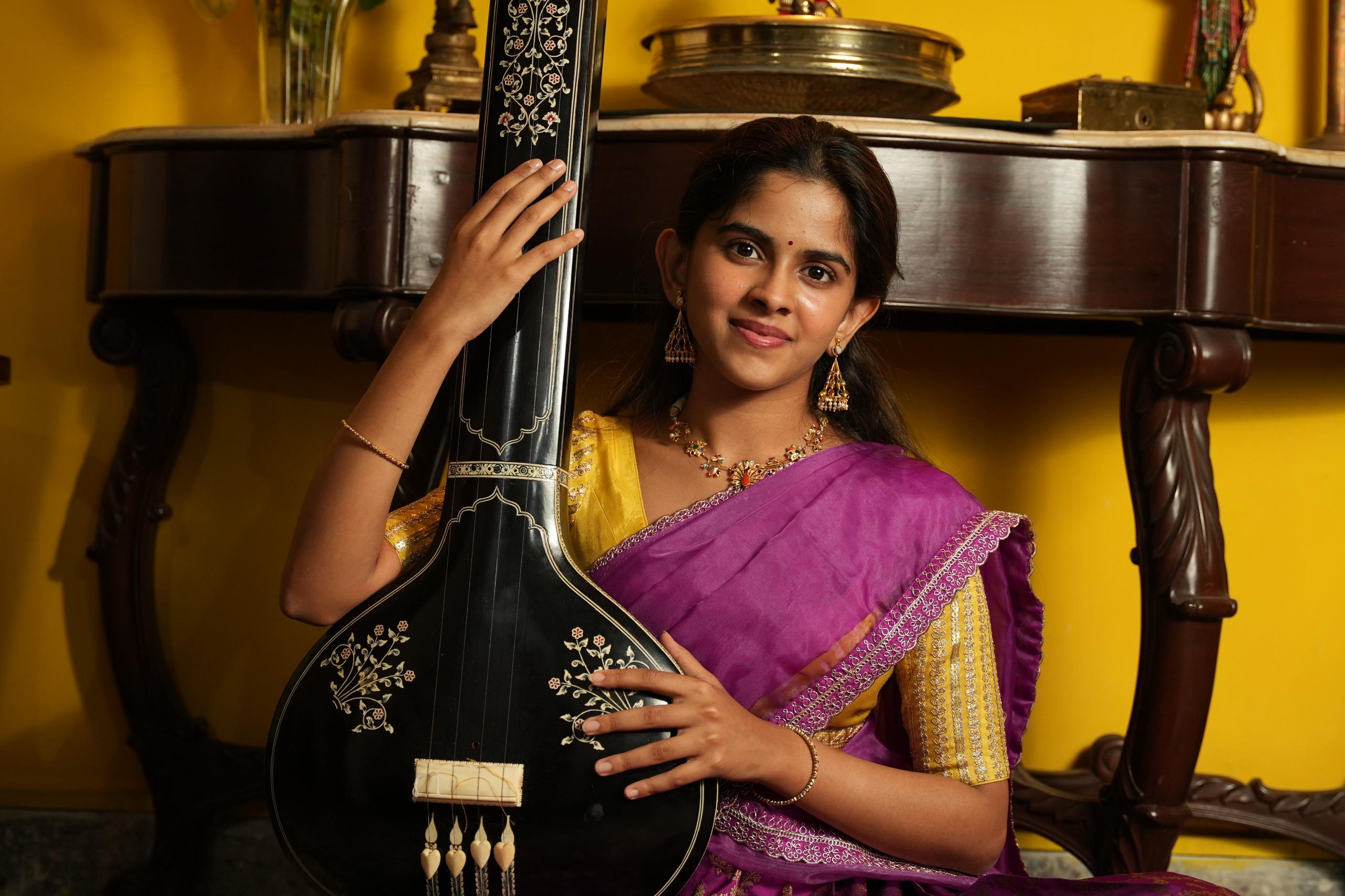 Shri Venkatesa Suprabhatham by Uthara Unnikrishnan