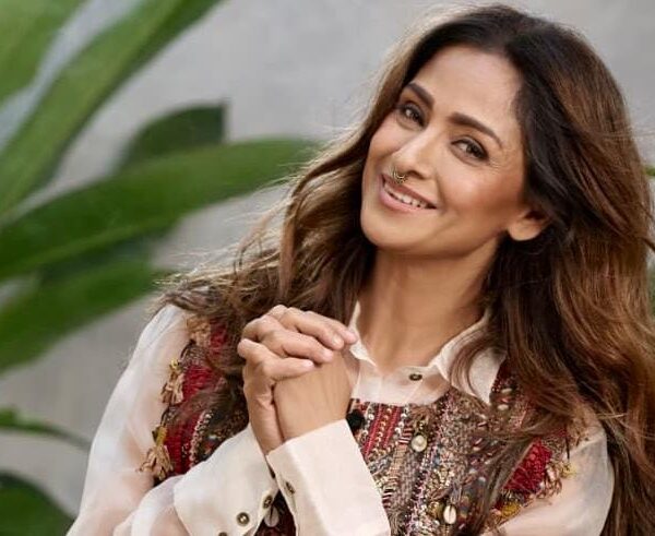 Simran belongs to that rare league where grace meets greatness with effortless ease.