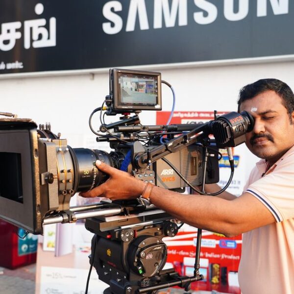 உருவாகியுள்ள முழுநீள திரைப்படம் “அவிரா “