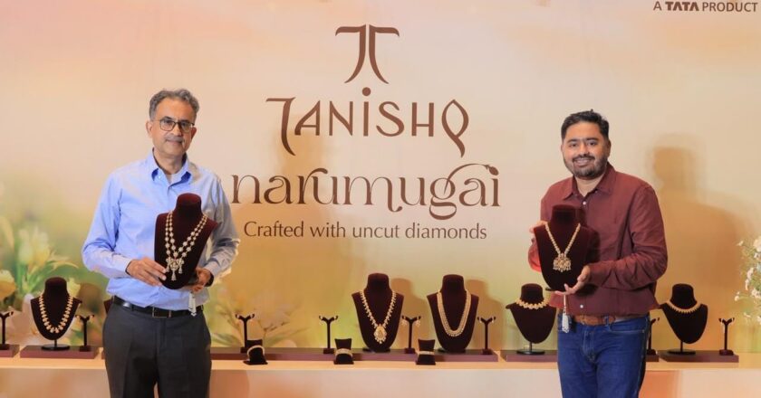 THIS AADI, TANISHQ CELEBRATES THE PUDHUMAI PENN