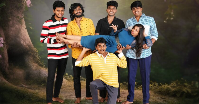 MUDHARKANAL Tamil Movie Review