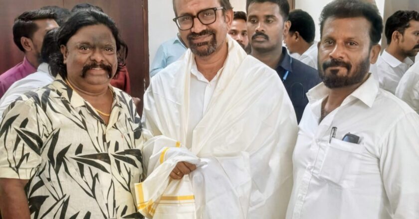 இயக்குநர் எஸ்.ஏ., சந்திரசேகர் முதலமைச்சர் விஜய்யை வைத்து