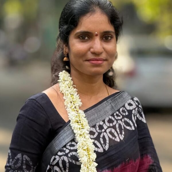 Banupriya Wins Hearts as Devi in ‘Motha Rathiri’;
