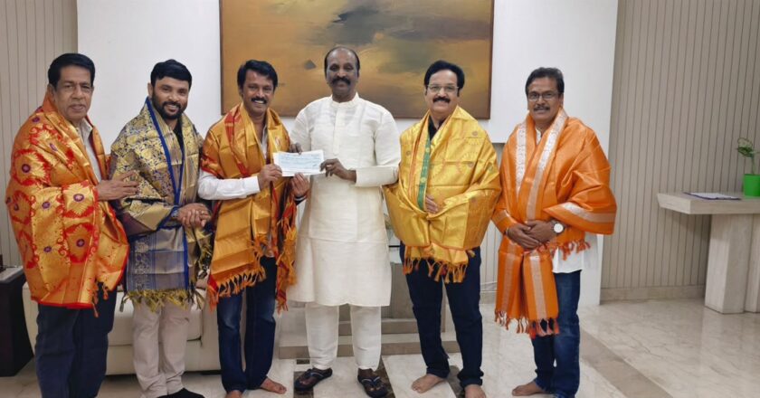 கவிப்பேரரசு வைரமுத்து அவர்கள் தென்னிந்திய திரைப்பட