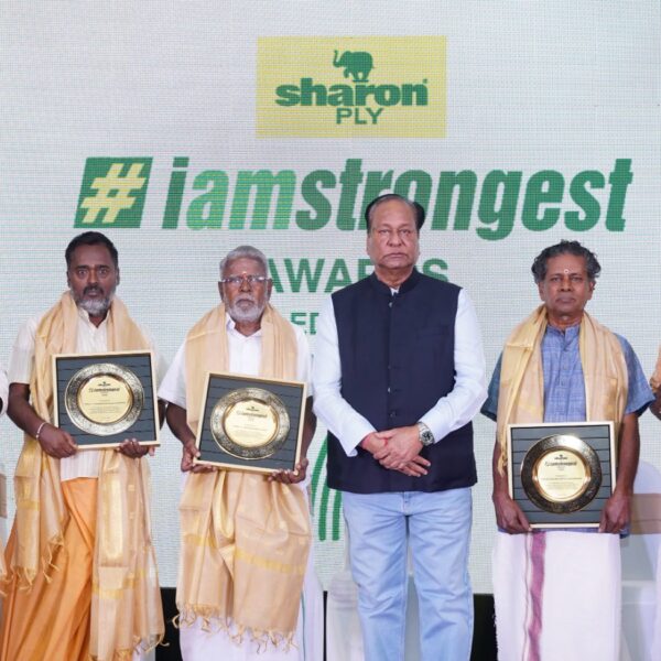 SharonPly Honours Five Masters of Woodcraft at Seventh